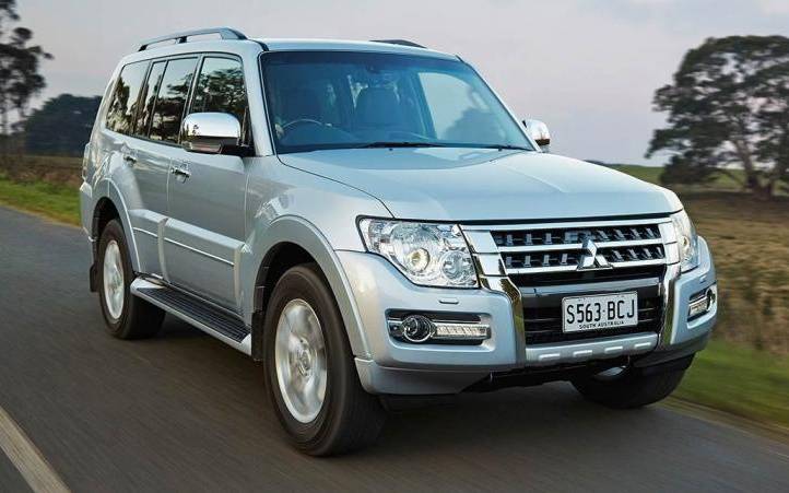 Mitsubishi pajero 2017 года